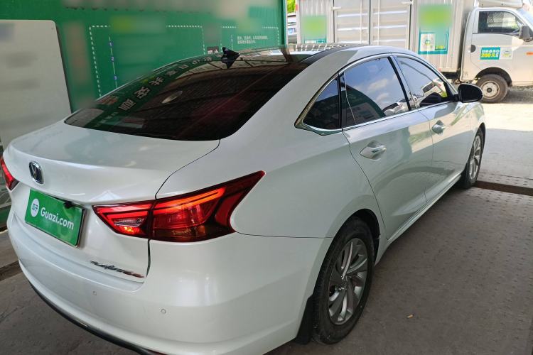 Used CHANGAN Raeton CC 2018 1.5T Automatic Elegant Starry Edition China V Standard Rear Right 45 Deg