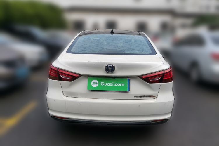Used CHANGAN Raeton CC 2018 1.5T Automatic Elegant Starry Edition China V Standard Rear