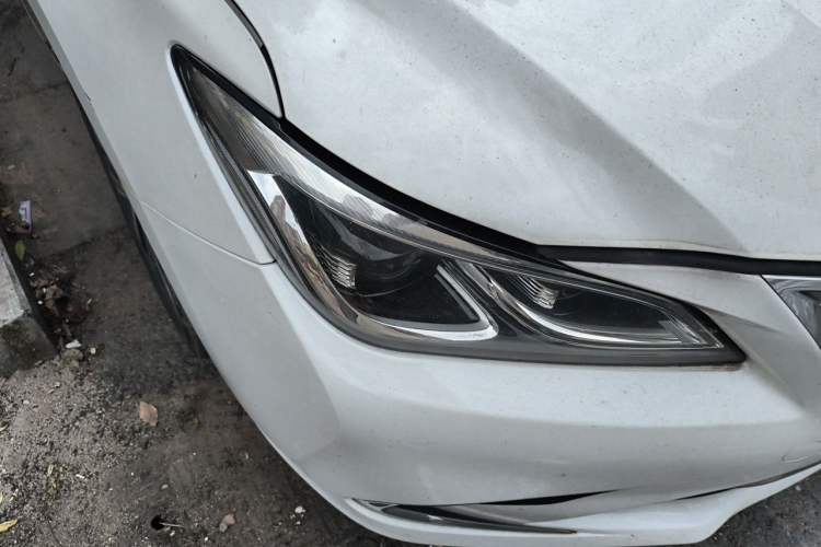 Used CHANGAN Raeton CC 2018 1.5T Automatic Haoya Model Guangmang Edition China V Standard Right Front Headlight