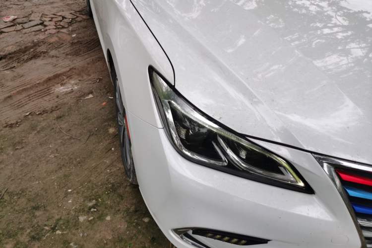 Used CHANGAN Raeton CC 2018 1.5T Manual Luxury Model China V Standard Right Front Headlight