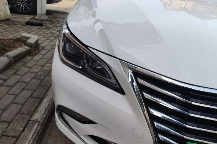 Used CHANGAN Raeton CC 2018 1.5T Automatic Zhiya Model China V Standard Right Front Headlight