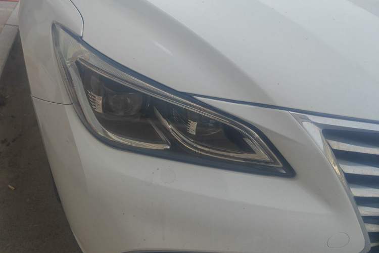 Used CHANGAN Raeton CC 2018 1.5T Manual Elegant Model China V Standard Right Front Headlight