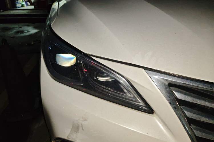 Used CHANGAN Raeton CC 2018 1.5T Automatic Haoya Model Guangmang Edition China V Standard Right Front Headlight