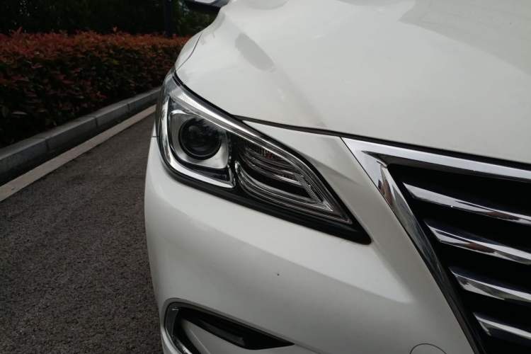 Used CHANGAN Raeton CC 2018 1.5T Automatic Haoya Model China V Standard Right Front Headlight