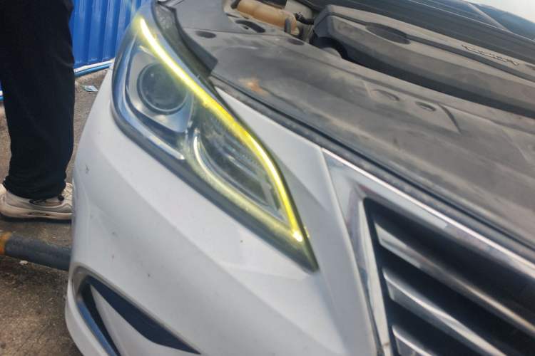 Used CHANGAN Raeton CC 2018 1.5T Automatic Haoya Model China V Standard Right Front Headlight