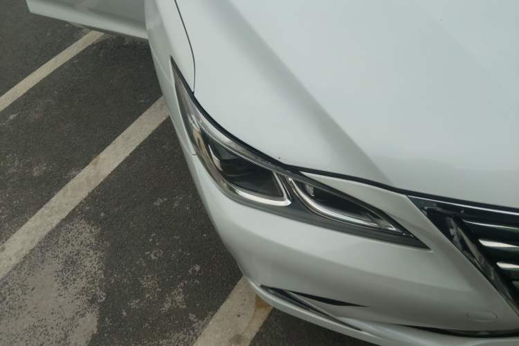 Used CHANGAN Raeton CC 2018 1.5T Automatic Haoya Model Guangmang Edition China V Standard Right Front Headlight