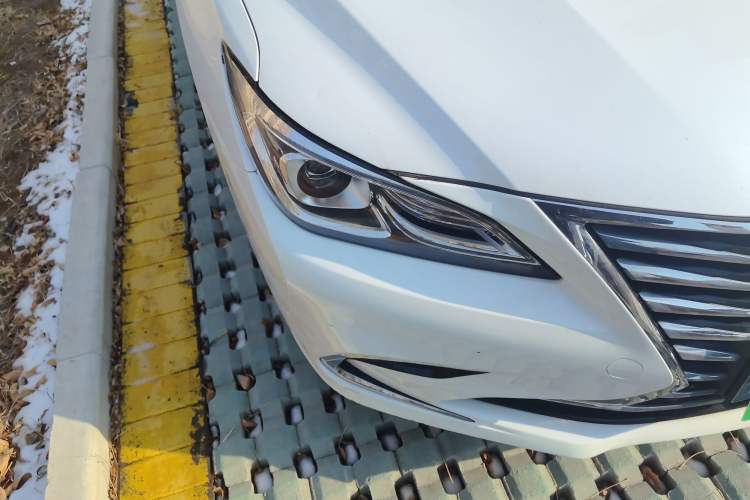 Used CHANGAN Raeton CC 2018 1.5T Automatic Haoya Model China V Standard Right Front Headlight