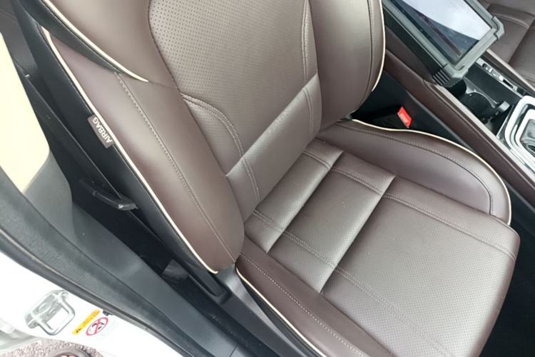 Used CHANGAN Raeton CC 2018 1.5T Automatic Haoya Model China V Standard Right Front Seat