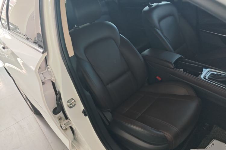 Used CHANGAN Raeton CC 2018 1.5T Automatic Elegant Version China V Standard Right Front Seat
