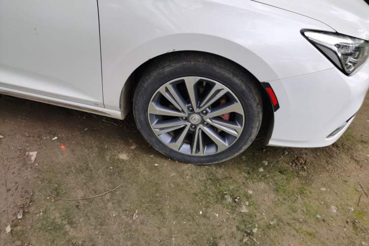 Used CHANGAN Raeton CC 2018 1.5T Manual Luxury Model China V Standard Right Front Wheel Hub