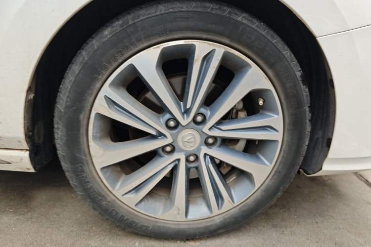Used CHANGAN Raeton CC 2018 1.5T Automatic Zunya Model China V Standard Right Front Wheel Hub