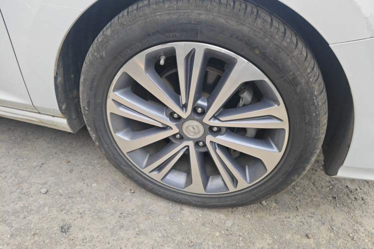 Used CHANGAN Raeton CC 2018 1.5T Manual Luxury Model China V Standard Right Front Wheel Hub