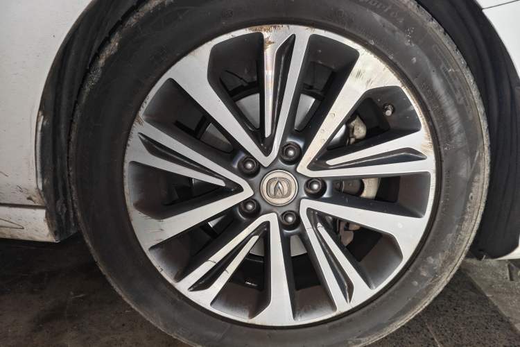Used CHANGAN Raeton CC 2018 1.5T Automatic Haoya Model China V Standard Right Front Wheel Hub