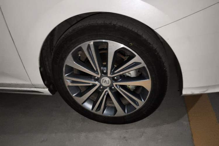 Used CHANGAN Raeton CC 2018 1.5T Automatic Zunya Model China V Standard Right Front Wheel Hub