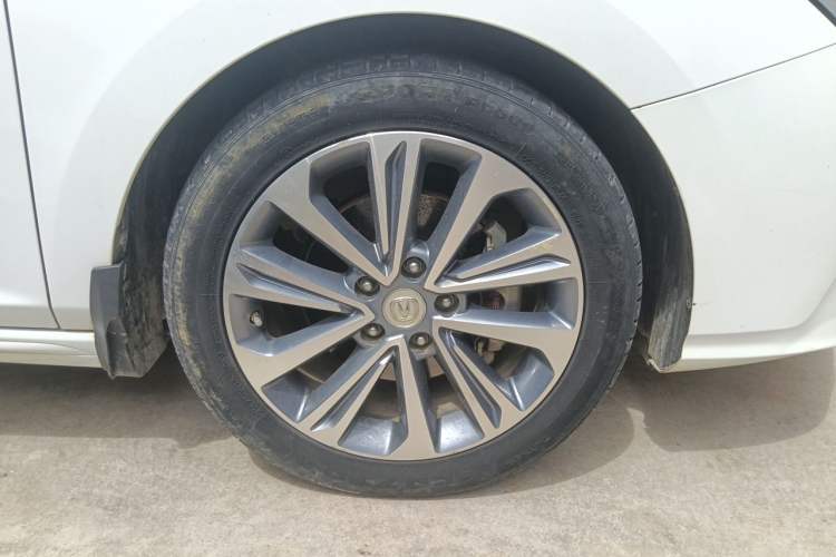Used CHANGAN Raeton CC 2018 1.5T Automatic Zhiya Model China V Standard Right Front Wheel Hub