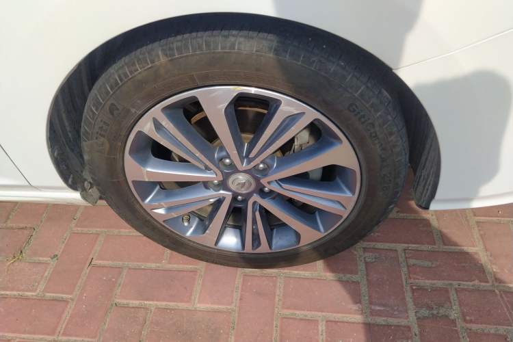 Used CHANGAN Raeton CC 2018 1.5T Automatic Haoya Model China V Standard Right Front Wheel Hub