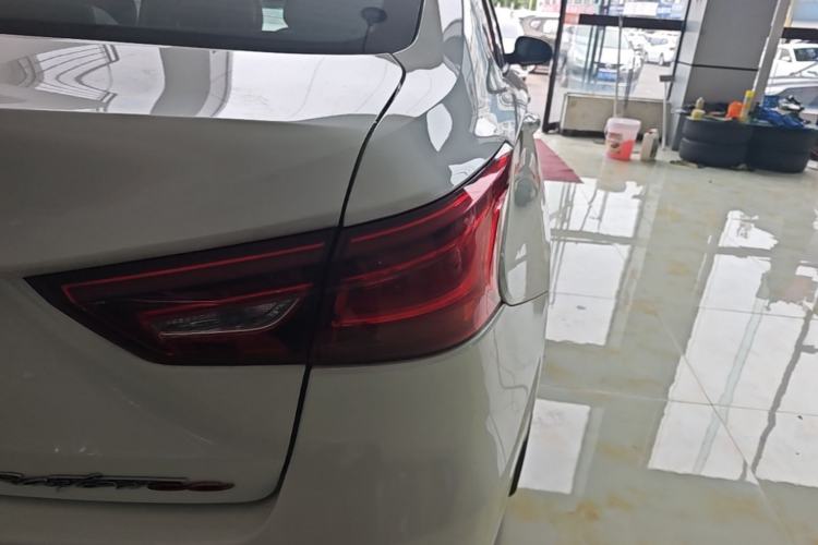 Used CHANGAN Raeton CC 2018 1.5T Automatic Elegant Starry Edition China V Standard Right Rear Taillight