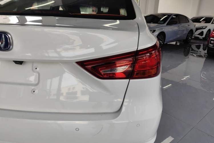 Used CHANGAN Raeton CC 2018 1.5T Manual Luxury Model China V Standard Right Rear Taillight