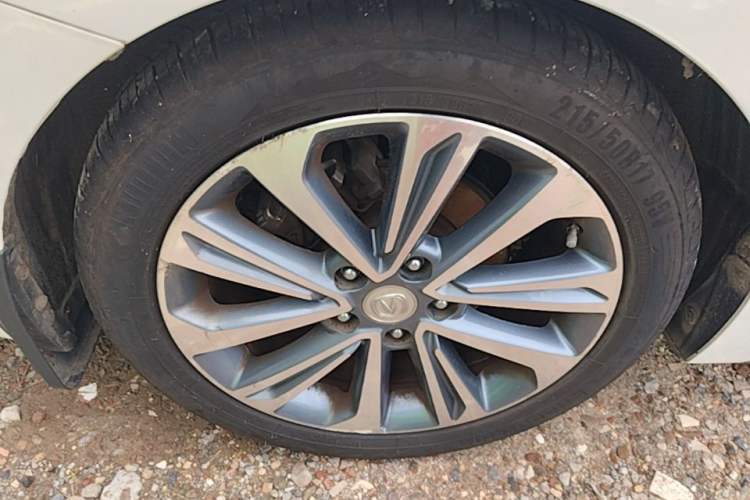 Used CHANGAN Raeton CC 2018 1.5T Automatic Zhiya Model China V Standard Right Rear Wheel Hub