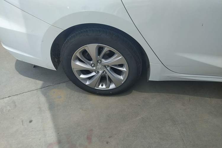 Used CHANGAN Raeton CC 2018 1.5T Manual Elegant Model China V Standard Right Rear Wheel Hub