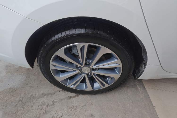 Used CHANGAN Raeton CC 2018 1.5T Automatic Zhiya Model China V Standard Right Rear Wheel Hub