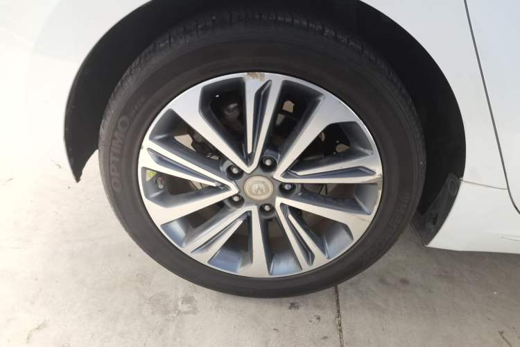 Used CHANGAN Raeton CC 2018 1.5T Automatic Haoya Model China V Standard Right Rear Wheel Hub