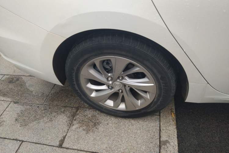 Used CHANGAN Raeton CC 2018 1.5T Manual Elegant Model China V Standard Right Rear Wheel Hub