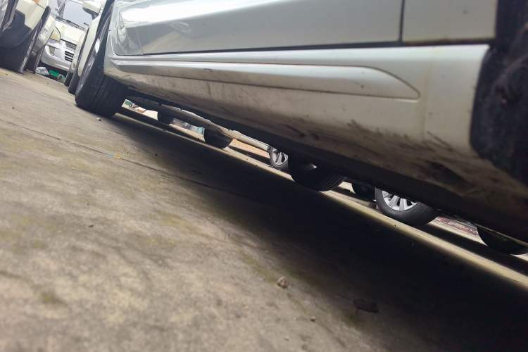 Used CHANGAN Raeton CC 2018 1.5T Manual Elegant Starry Edition China V Standard Right Side Sill