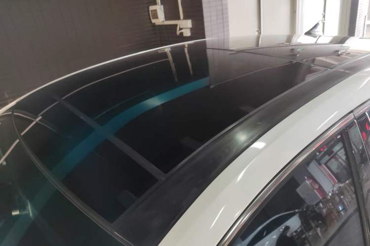 Used CHANGAN Raeton CC 2018 1.5T Automatic Elegant Starry Edition China V Standard Roof