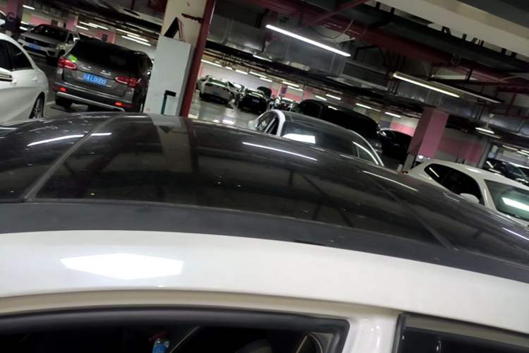Used CHANGAN Raeton CC 2018 1.5T Manual Luxury Model China V Standard Roof