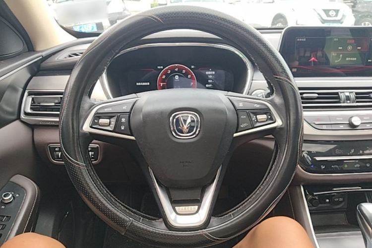 Used CHANGAN Raeton CC 2018 1.5T Automatic Zhiya Model China V Standard Steering Wheel