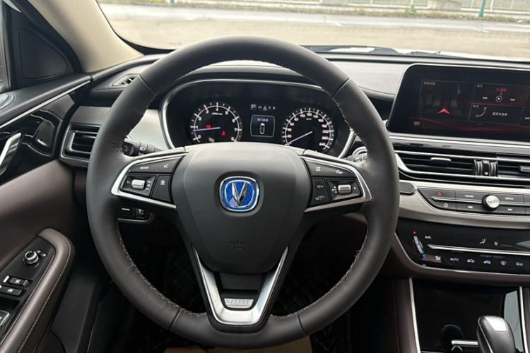 Used CHANGAN Raeton CC 2018 1.5T Automatic Haoya Model China V Standard Steering Wheel