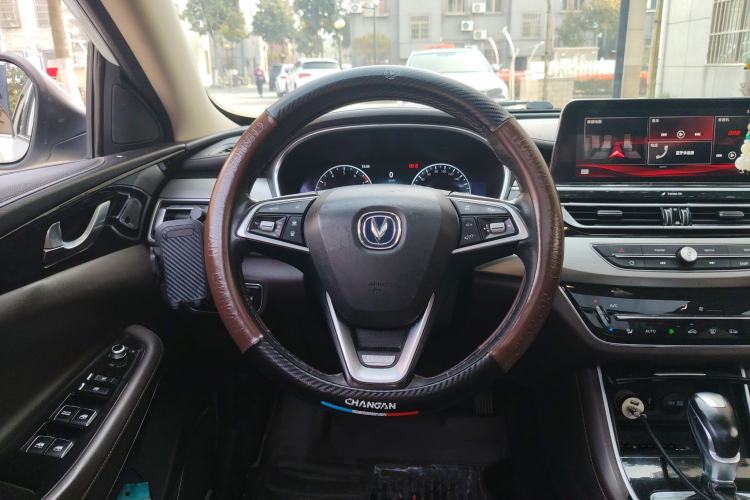 Used CHANGAN Raeton CC 2018 1.5T Automatic Zhiya Model China V Standard Steering Wheel