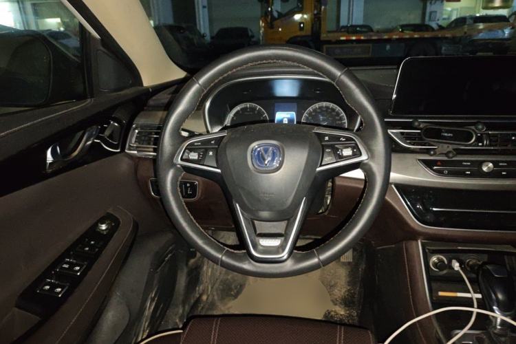 Used CHANGAN Raeton CC 2018 1.5T Automatic Haoya Model Guangmang Edition China V Standard Steering Wheel