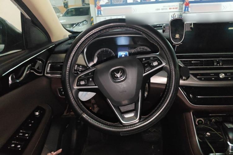 Used CHANGAN Raeton CC 2018 1.5T Automatic Haoya Model China V Standard Steering Wheel