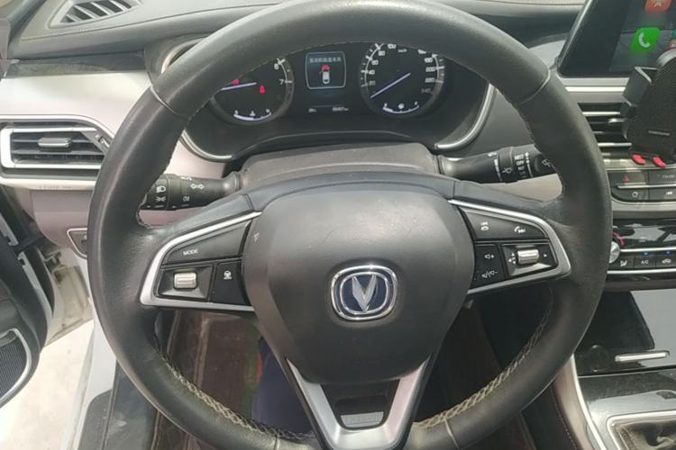 Used CHANGAN Raeton CC 2018 1.5T Manual Elegant Model China V Standard Steering Wheel