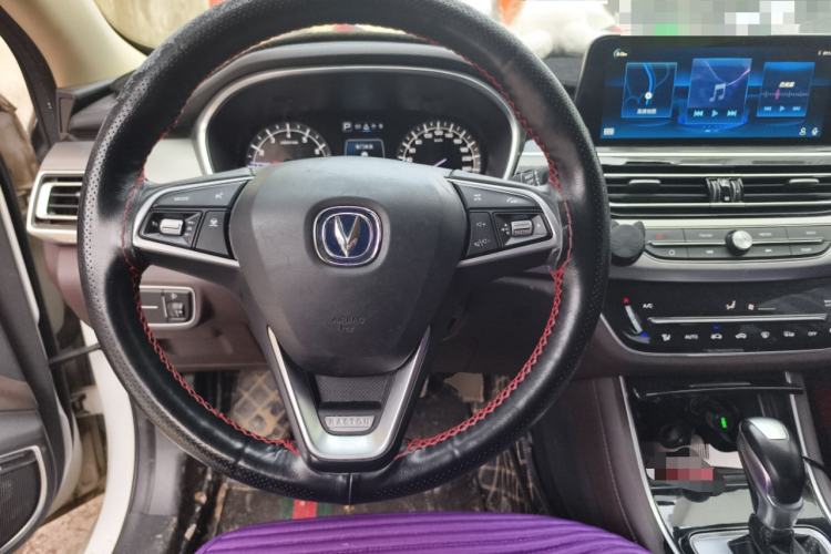 Used CHANGAN Raeton CC 2018 1.5T Automatic Haoya Model China V Standard Steering Wheel