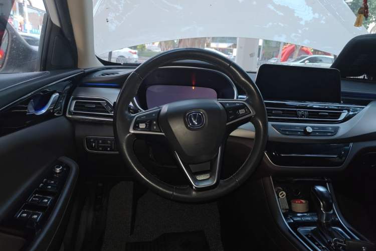 Used CHANGAN Raeton CC 2018 1.5T Automatic Zunya Model China V Standard Steering Wheel