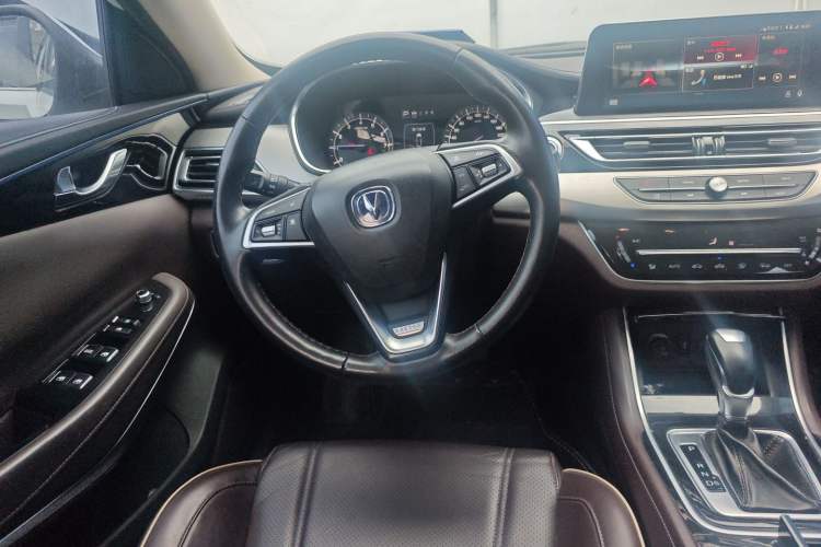 Used CHANGAN Raeton CC 2018 1.5T Automatic Haoya Model China V Standard Steering Wheel