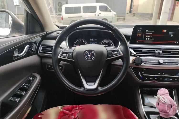 Used CHANGAN Raeton CC 2018 1.5T Automatic Elegant Starry Edition China V Standard Steering Wheel