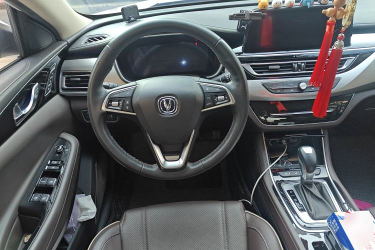 Used CHANGAN Raeton CC 2018 1.5T Automatic Zunya Model China V Standard Steering Wheel