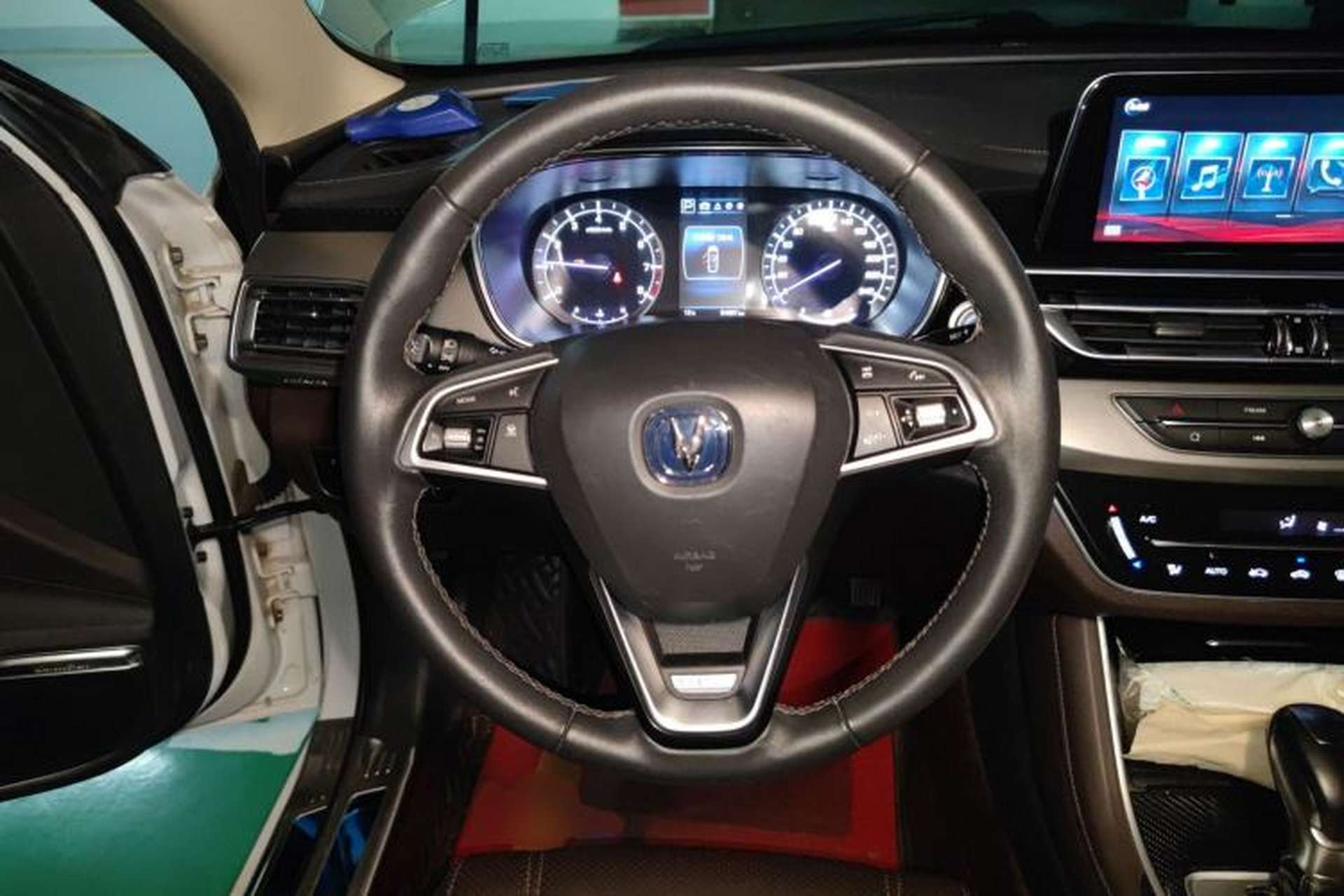 Used CHANGAN Raeton CC 2018 1.5T Automatic Haoya Model China V Standard Steering Wheel