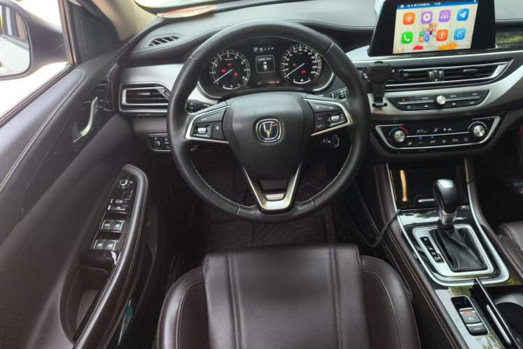 Used CHANGAN Raeton CC 2018 1.5T Automatic Elegant Version China V Standard Steering Wheel