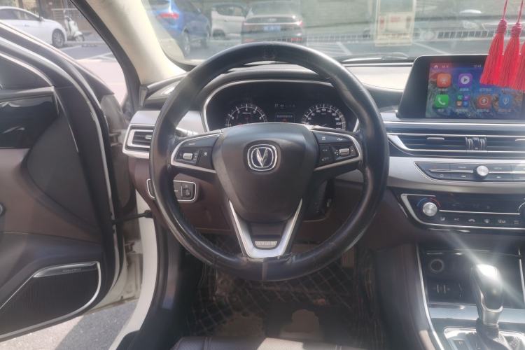 Used CHANGAN Raeton CC 2018 1.5T Automatic Elegant Starry Edition China V Standard Steering Wheel