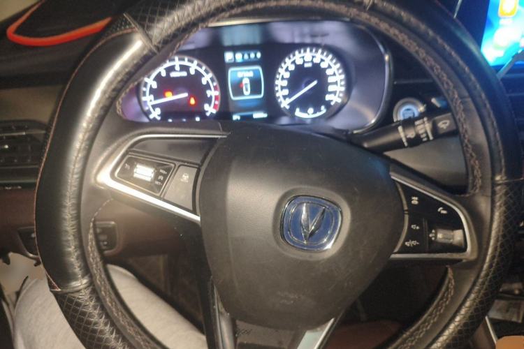 Used CHANGAN Raeton CC 2018 1.5T Automatic Elegant Starry Edition China V Standard Steering Wheel