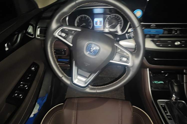 Used CHANGAN Raeton CC 2018 1.5T Automatic Haoya Model China V Standard Steering Wheel