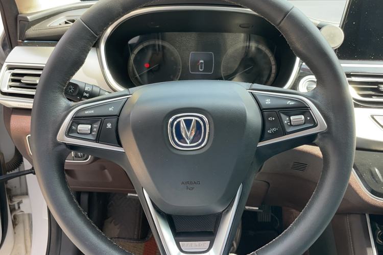 Used CHANGAN Raeton CC 2018 1.5T Automatic Haoya Model China V Standard Steering Wheel