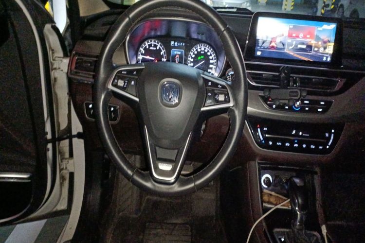 Used CHANGAN Raeton CC 2018 1.5T Automatic Haoya Model Guangmang Edition China V Standard Steering Wheel