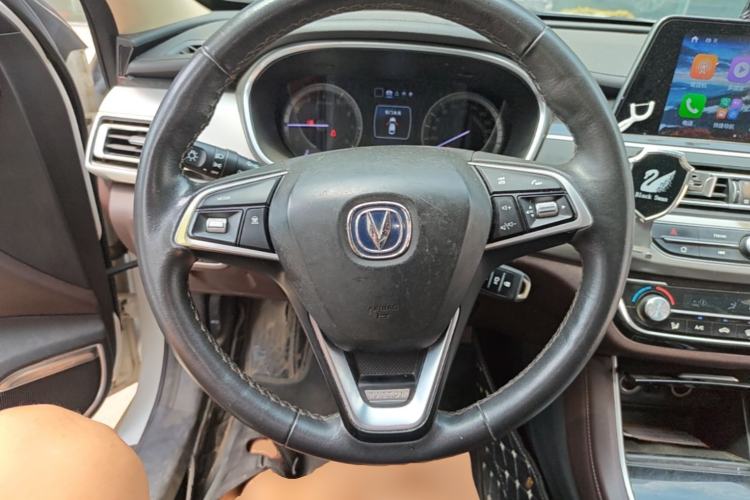 Used CHANGAN Raeton CC 2018 1.5T Manual Elegant Model China V Standard Steering Wheel