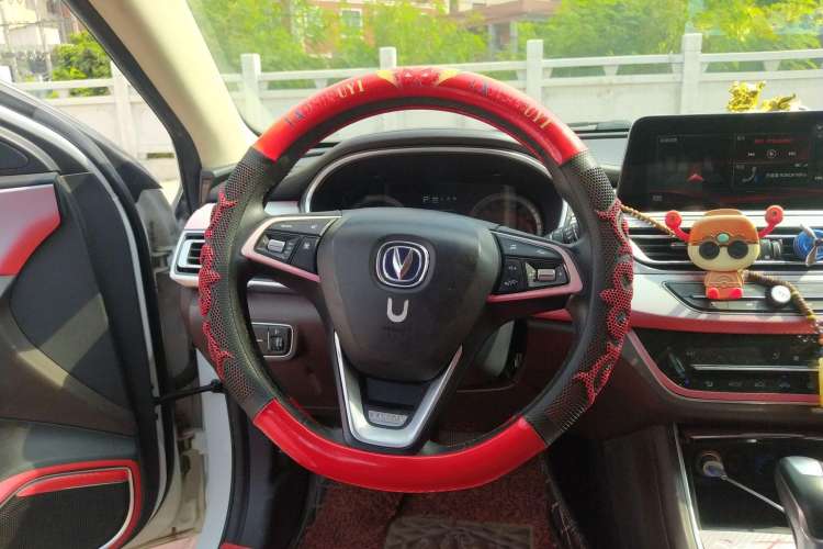 Used CHANGAN Raeton CC 2018 1.5T Automatic Haoya Model China V Standard Steering Wheel